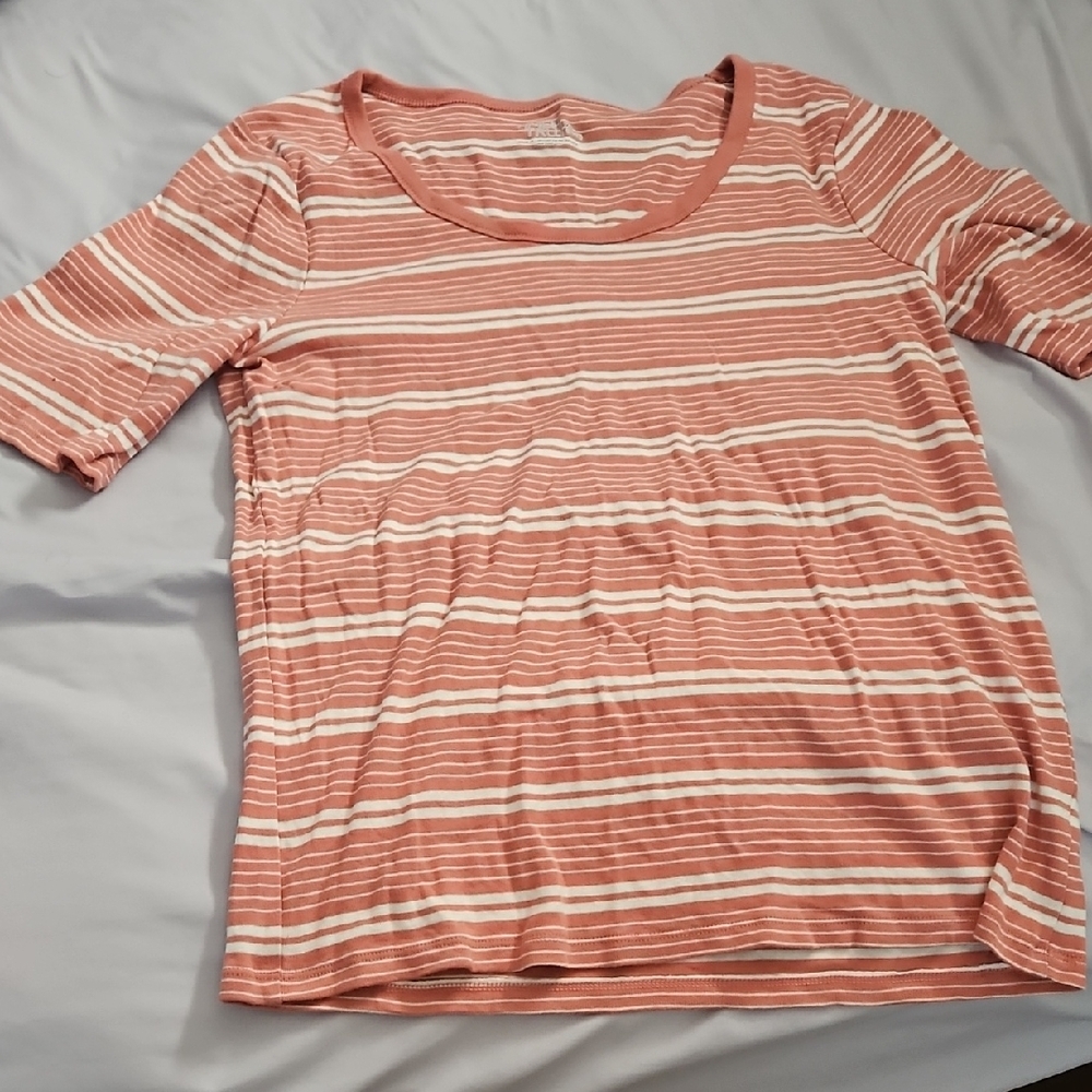 Time and Tru Women's Striped Short Sleeve Tee - Pink and White